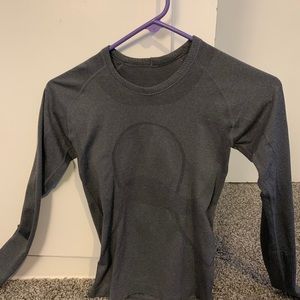 lulu lemon long sleeve shirt